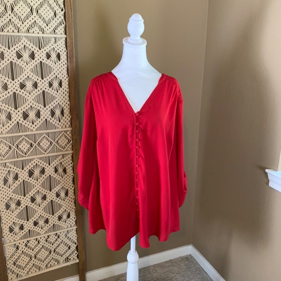 Torrid Size 3 Vibrant Red V-Neck Button Front Chiffon‎ Blouse - Flowy 3/4 Sleeve - Picture 2 of 9